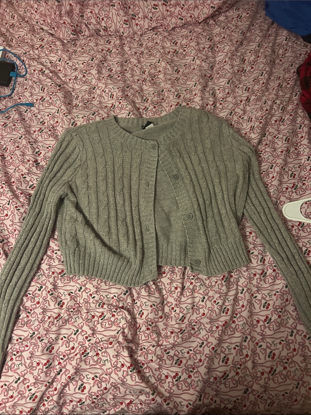 H&M grey knitted cardigan